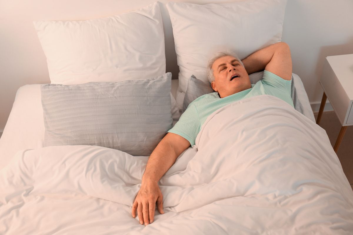 Leia mais sobre o artigo Como a cirurgia ortognática pode ajudar no tratamento da apneia do sono?